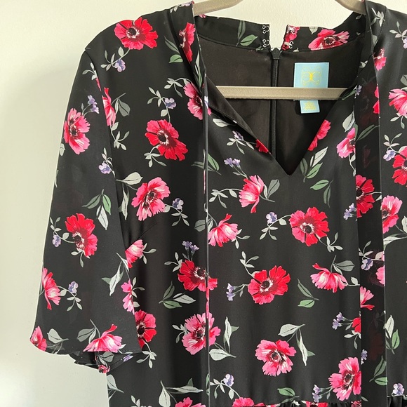 CeCe Floral Dress - Picture 6 of 7